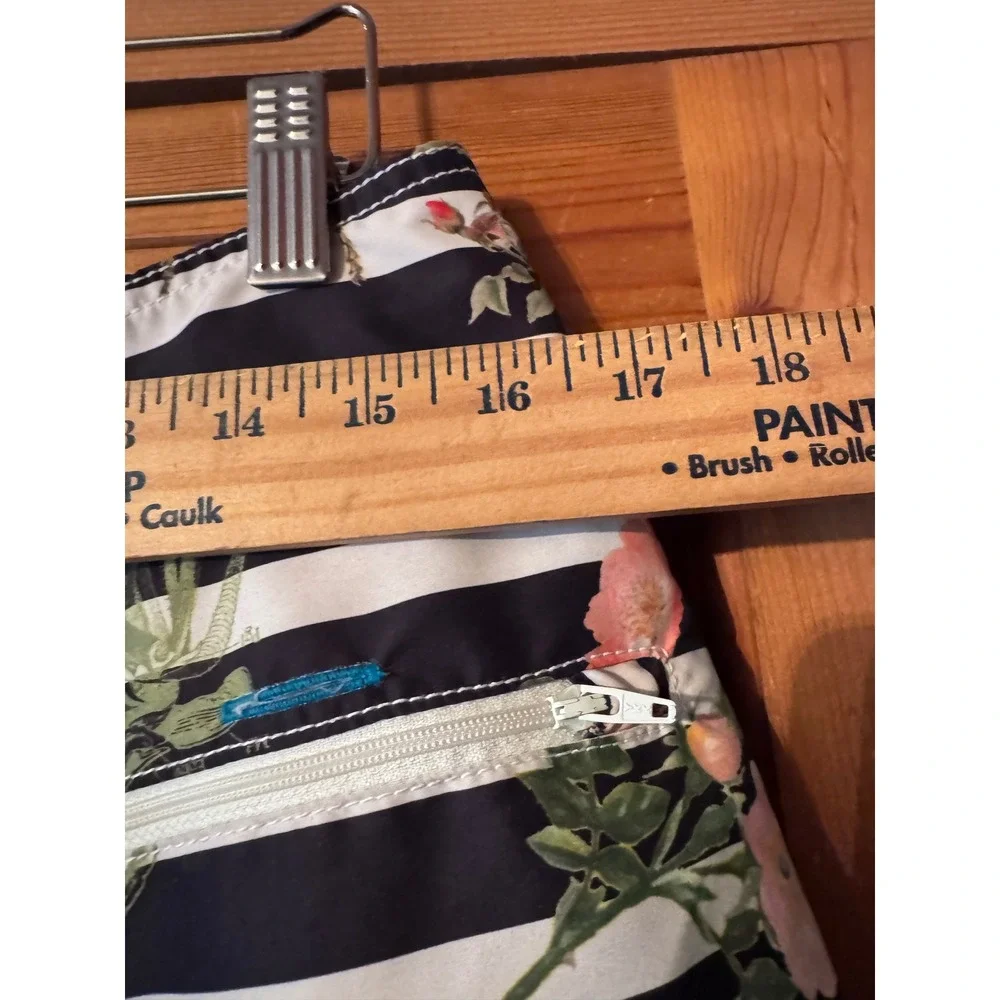 Riz Endangered Bee Pirate Blighty boardshorts Recycled Swim Trunks Mens 34